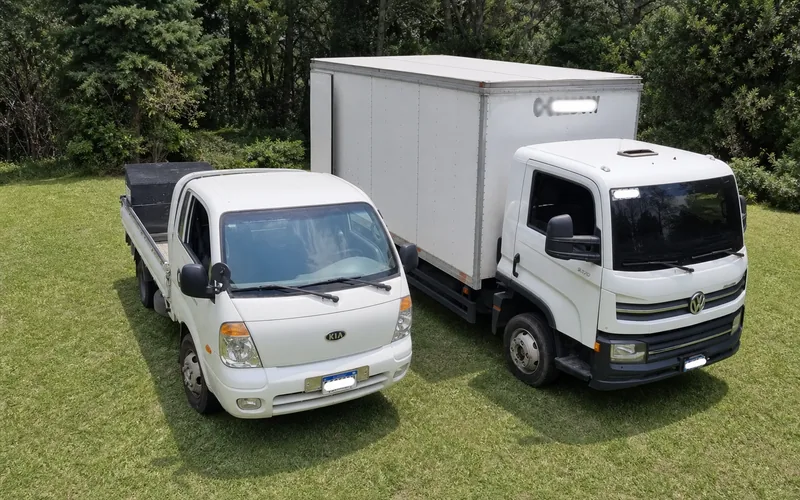 Flota de camiones de mudanza TRANSPA para servicio en Zona 9