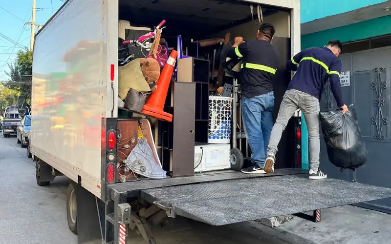 Servicio de mudanzas y fletes TRANSPA